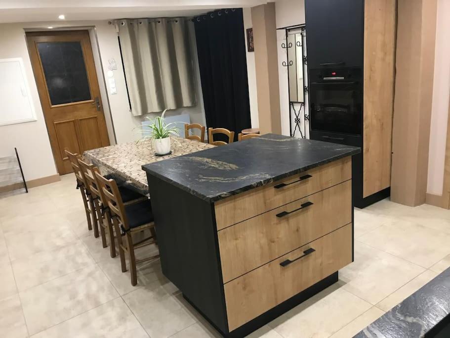 Paisible Logement Tout Equipe Pour 1 A 6 Personnes Ebersheim Exteriér fotografie