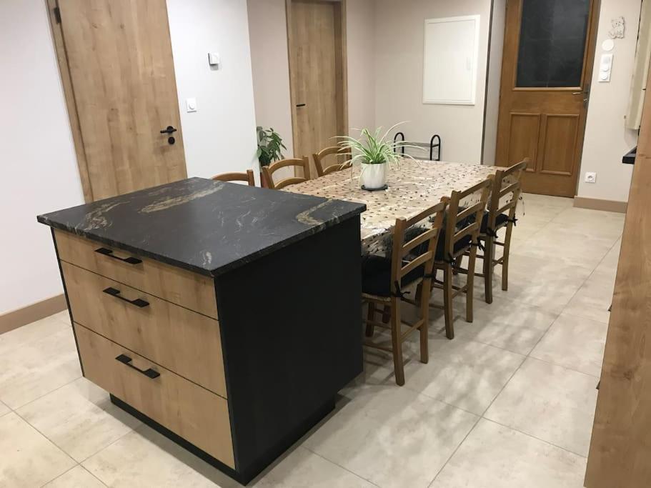 Paisible Logement Tout Equipe Pour 1 A 6 Personnes Ebersheim Exteriér fotografie